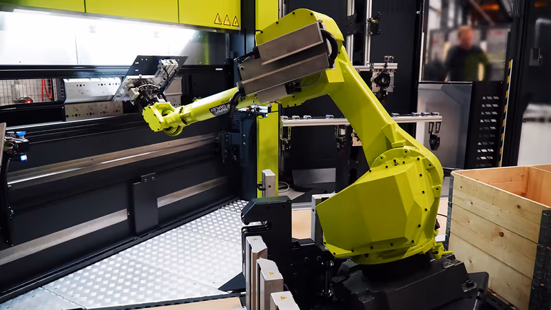 Väčší dosah robota ukotveného pod uhlom