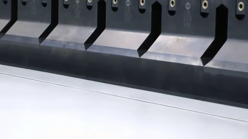 RAS | ProfileCenter - výroba elektro komponentů